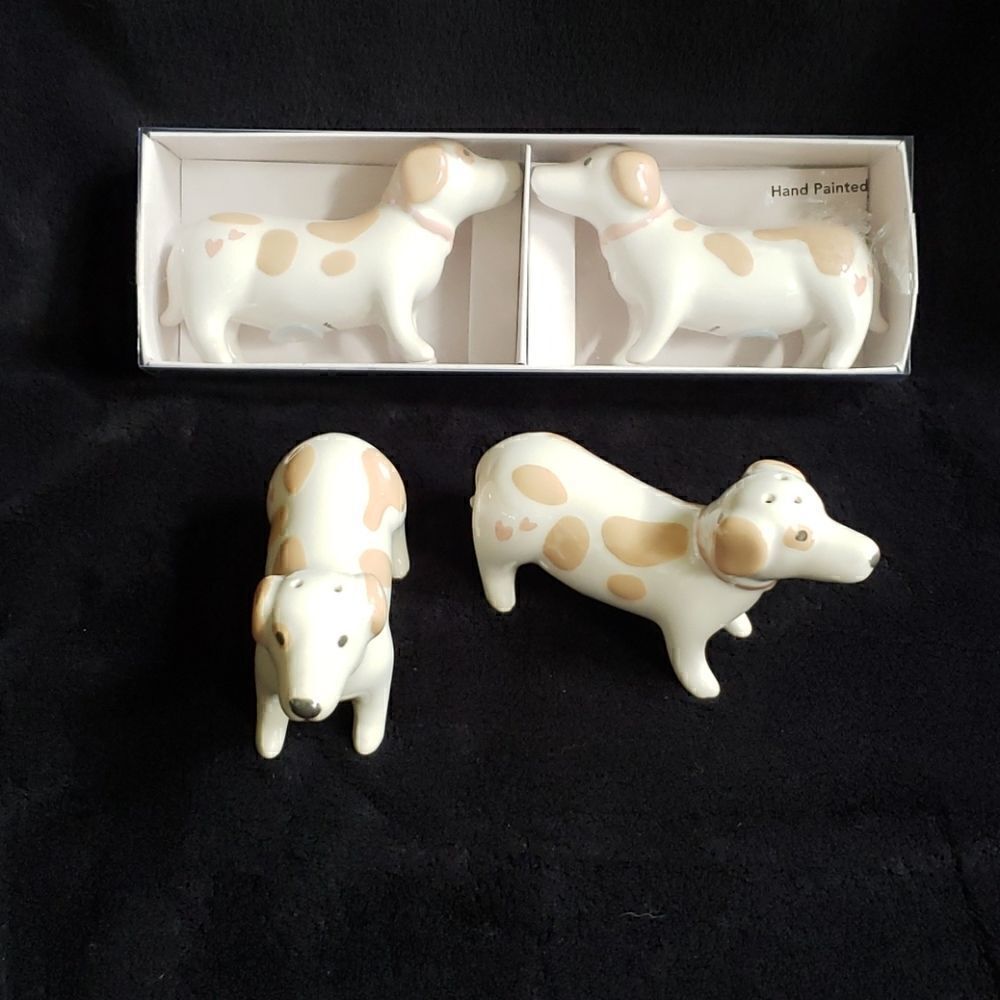 LAUREN CONRAD DOG SALT & PEPPER SHAKER SET - NEW WITHOUT BOX